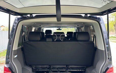 Volkswagen Caravelle T6 рестайлинг, 2021 год, 6 000 000 рублей, 4 фотография