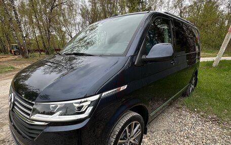 Volkswagen Caravelle T6 рестайлинг, 2021 год, 6 000 000 рублей, 10 фотография