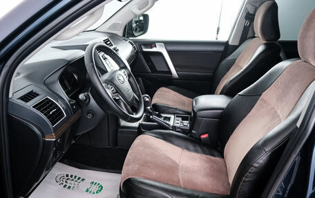 Toyota Land Cruiser Prado 150 рестайлинг 2, 2018 год, 6 099 000 рублей, 7 фотография