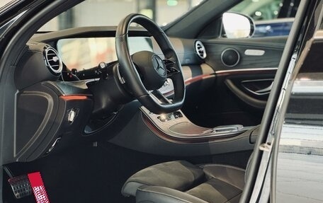 Mercedes-Benz E-Класс, 2021 год, 6 790 000 рублей, 13 фотография