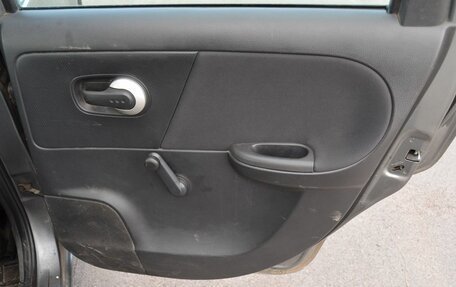 Nissan Note II рестайлинг, 2011 год, 490 000 рублей, 14 фотография