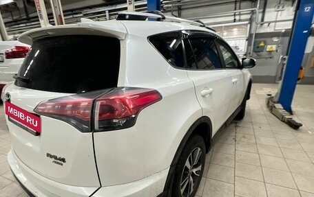 Toyota RAV4, 2016 год, 2 099 000 рублей, 4 фотография