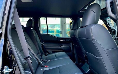 Toyota Land Cruiser Prado, 2024 год, 13 349 000 рублей, 25 фотография