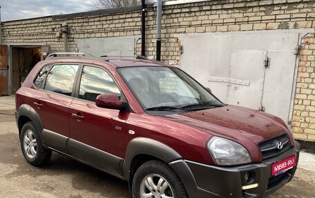 Hyundai Tucson III, 2006 год, 750 000 рублей, 1 фотография