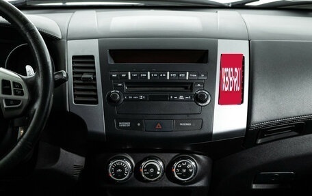 Mitsubishi Outlander III рестайлинг 3, 2011 год, 848 585 рублей, 14 фотография
