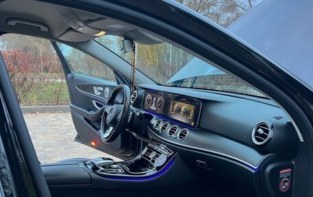 Mercedes-Benz E-Класс, 2017 год, 2 950 000 рублей, 11 фотография
