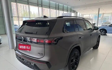 Volkswagen Teramont, 2025 год, 5 720 000 рублей, 4 фотография