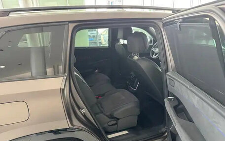 Volkswagen Teramont, 2025 год, 5 720 000 рублей, 10 фотография