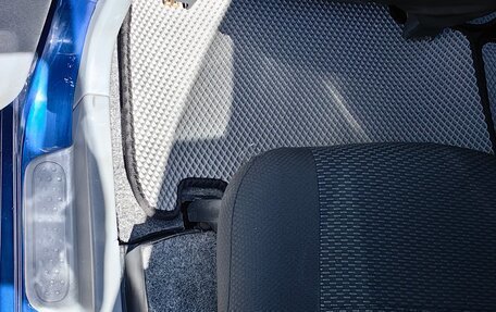 Toyota FunCargo, 2000 год, 475 000 рублей, 18 фотография