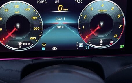 Mercedes-Benz E-Класс, 2020 год, 5 500 000 рублей, 10 фотография