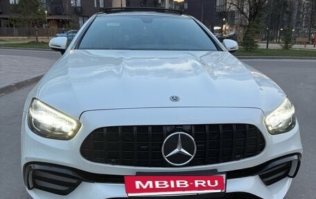 Mercedes-Benz E-Класс, 2020 год, 5 500 000 рублей, 7 фотография