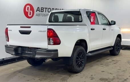 Toyota Hilux VIII, 2022 год, 5 150 000 рублей, 5 фотография