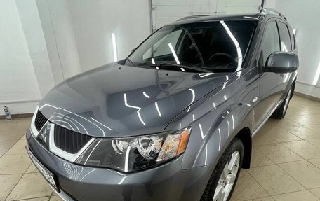 Mitsubishi Outlander III рестайлинг 3, 2008 год, 1 079 000 рублей, 2 фотография