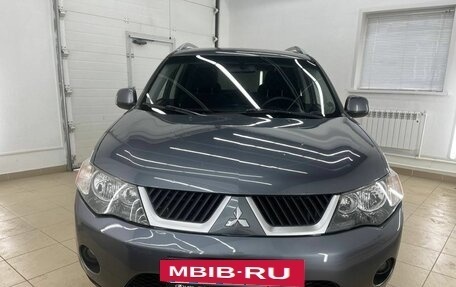 Mitsubishi Outlander III рестайлинг 3, 2008 год, 1 079 000 рублей, 4 фотография