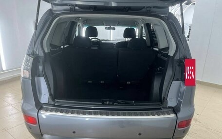 Mitsubishi Outlander III рестайлинг 3, 2008 год, 1 079 000 рублей, 9 фотография