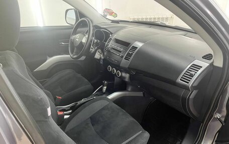Mitsubishi Outlander III рестайлинг 3, 2008 год, 1 079 000 рублей, 18 фотография