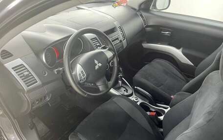 Mitsubishi Outlander III рестайлинг 3, 2008 год, 1 079 000 рублей, 24 фотография
