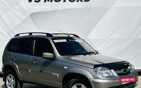 Chevrolet Niva I рестайлинг, 2015 год, 725 000 рублей, 3 фотография