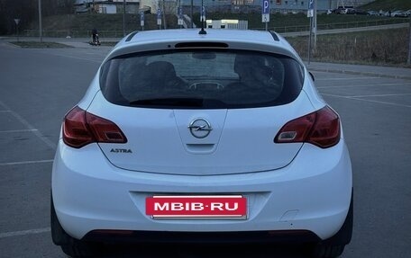 Opel Astra J, 2012 год, 690 000 рублей, 4 фотография