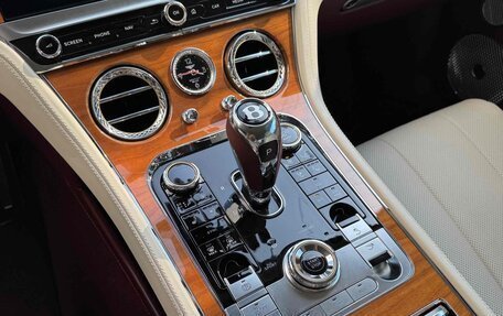 Bentley Continental GT III, 2021 год, 19 700 000 рублей, 13 фотография