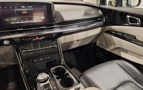 KIA Carnival, 2022 год, 4 500 000 рублей, 20 фотография