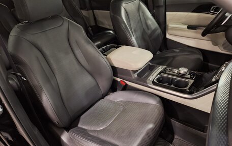 KIA Carnival, 2022 год, 4 500 000 рублей, 23 фотография