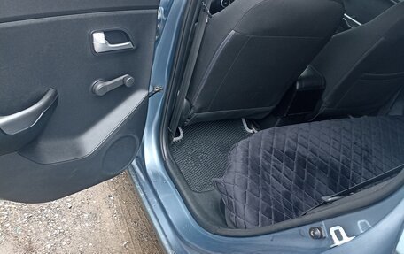 KIA Rio III рестайлинг, 2011 год, 900 000 рублей, 15 фотография