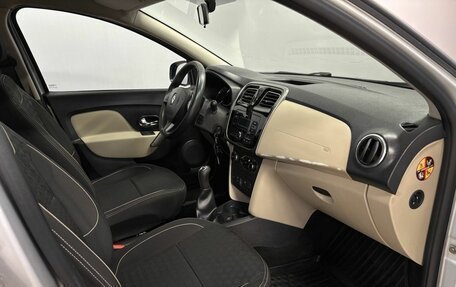 Renault Logan II, 2018 год, 690 000 рублей, 11 фотография