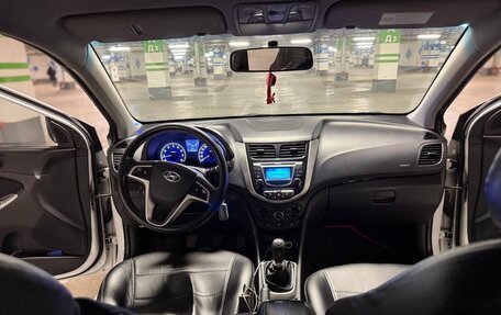 Hyundai Solaris II рестайлинг, 2014 год, 580 000 рублей, 8 фотография