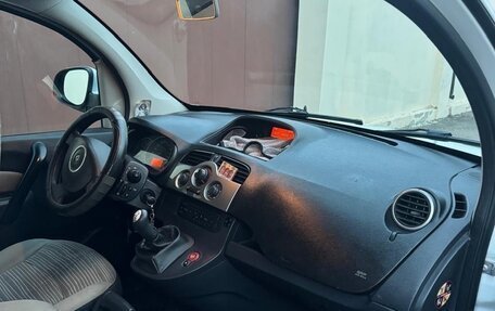 Renault Kangoo II рестайлинг, 2012 год, 780 000 рублей, 5 фотография