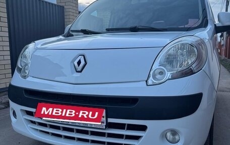 Renault Kangoo II рестайлинг, 2012 год, 780 000 рублей, 2 фотография