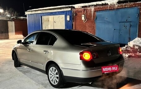 Volkswagen Passat B6, 2008 год, 870 000 рублей, 2 фотография
