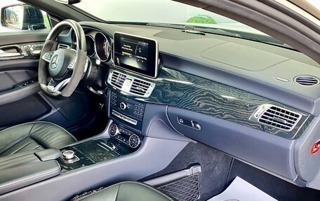 Mercedes-Benz CLS, 2017 год, 3 990 000 рублей, 19 фотография