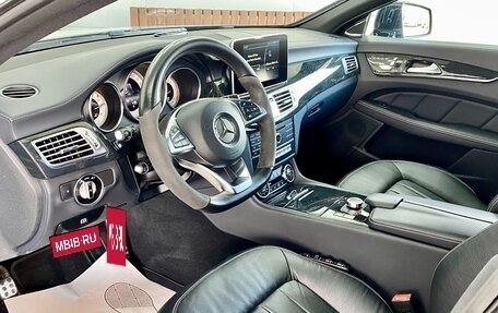 Mercedes-Benz CLS, 2017 год, 3 990 000 рублей, 15 фотография