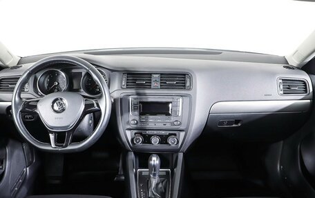 Volkswagen Jetta VI, 2016 год, 1 232 000 рублей, 13 фотография