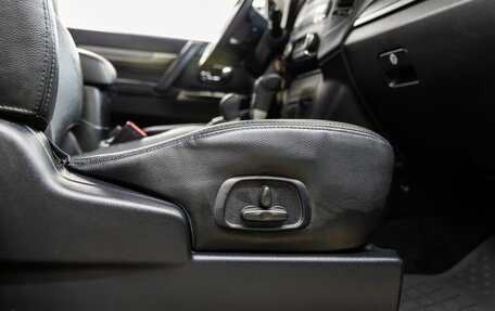 Mitsubishi Pajero IV, 2011 год, 1 958 000 рублей, 21 фотография