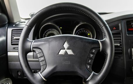 Mitsubishi Pajero IV, 2011 год, 1 958 000 рублей, 23 фотография