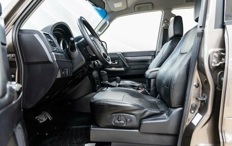 Mitsubishi Pajero IV, 2011 год, 1 958 000 рублей, 28 фотография