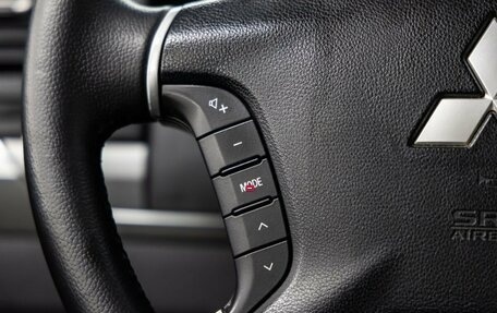 Mitsubishi Pajero IV, 2011 год, 1 958 000 рублей, 24 фотография