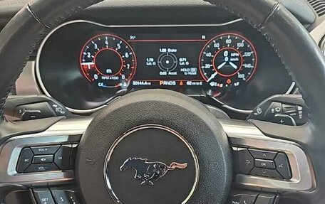 Ford Mustang VI рестайлинг, 2020 год, 4 250 000 рублей, 5 фотография