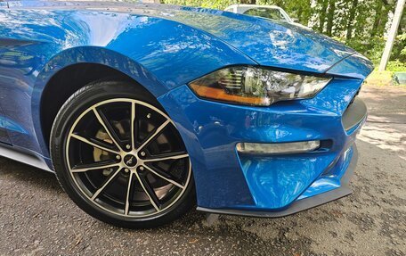 Ford Mustang VI рестайлинг, 2020 год, 4 250 000 рублей, 4 фотография