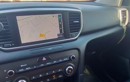 KIA Sportage IV рестайлинг, 2020 год, 2 350 000 рублей, 18 фотография