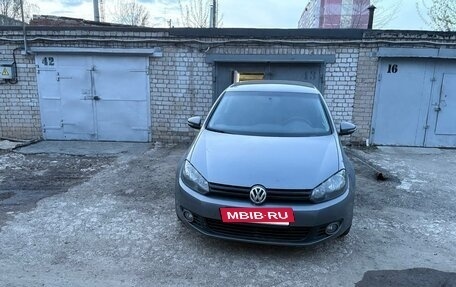 Volkswagen Golf VI, 2010 год, 800 000 рублей, 2 фотография