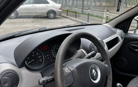 Renault Logan I, 2011 год, 600 000 рублей, 8 фотография