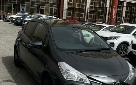 Toyota Vitz, 2019 год, 1 210 000 рублей, 3 фотография
