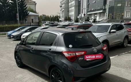 Toyota Vitz, 2019 год, 1 210 000 рублей, 7 фотография