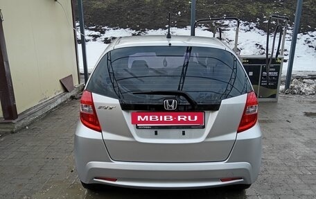 Honda Fit III, 2010 год, 715 000 рублей, 3 фотография