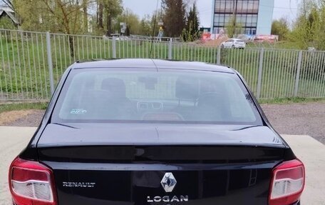 Renault Logan II, 2018 год, 850 000 рублей, 14 фотография