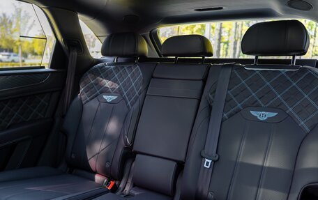 Bentley Bentayga I, 2021 год, 24 000 000 рублей, 4 фотография