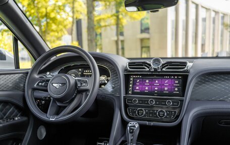 Bentley Bentayga I, 2021 год, 24 000 000 рублей, 6 фотография